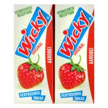 Wicky Strawberry (10 x 200 ml.)